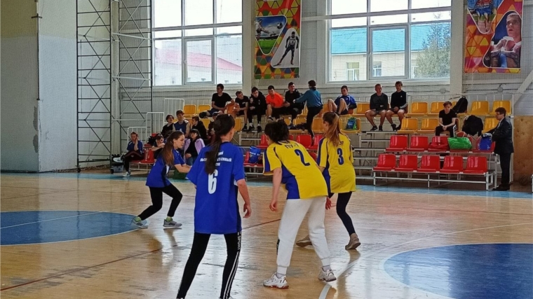 Город Канаш удерживает лидерские позиции в разновидности баскетбола- игре 3 на 3